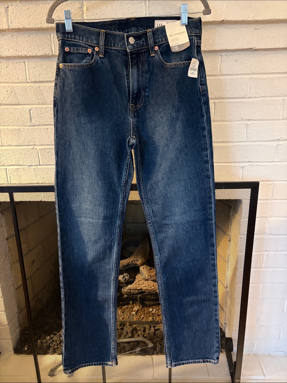 NWT Gap 90s Straight Jeans size 28
